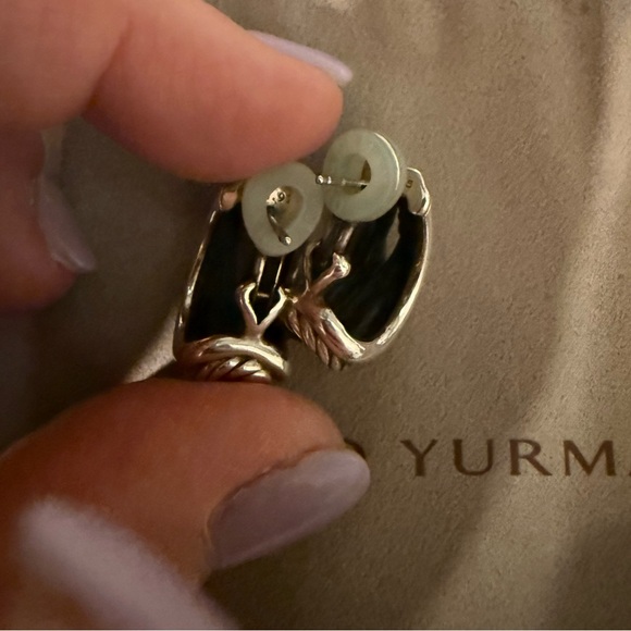 David Yurman Sterling Silver shrimp crossover cable earrings - Picture 3 of 4